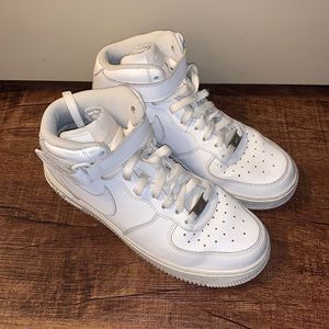 Nike big kids size 6